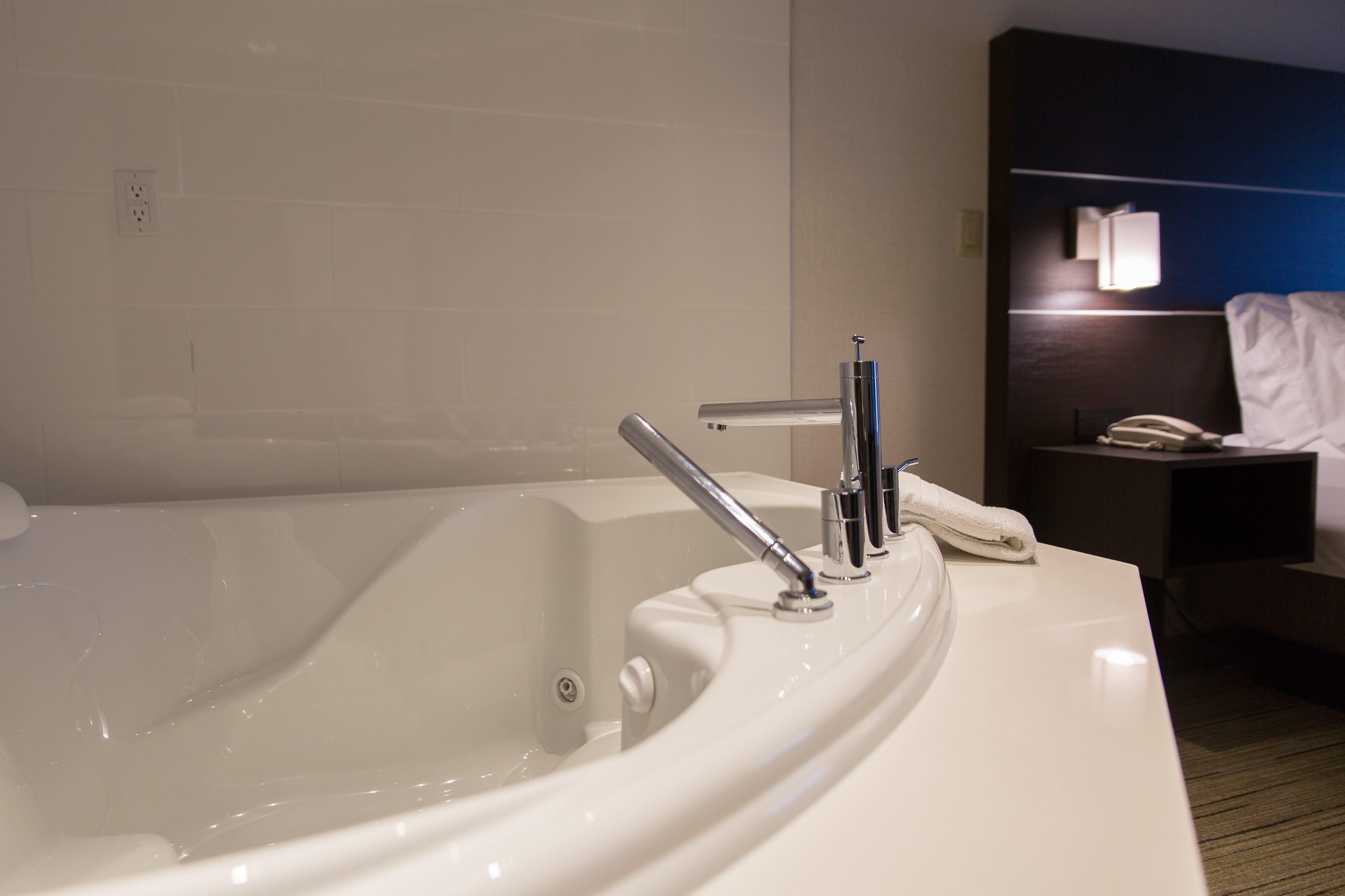 Holiday Inn Express Brampton By Ihg Eksteriør bilde