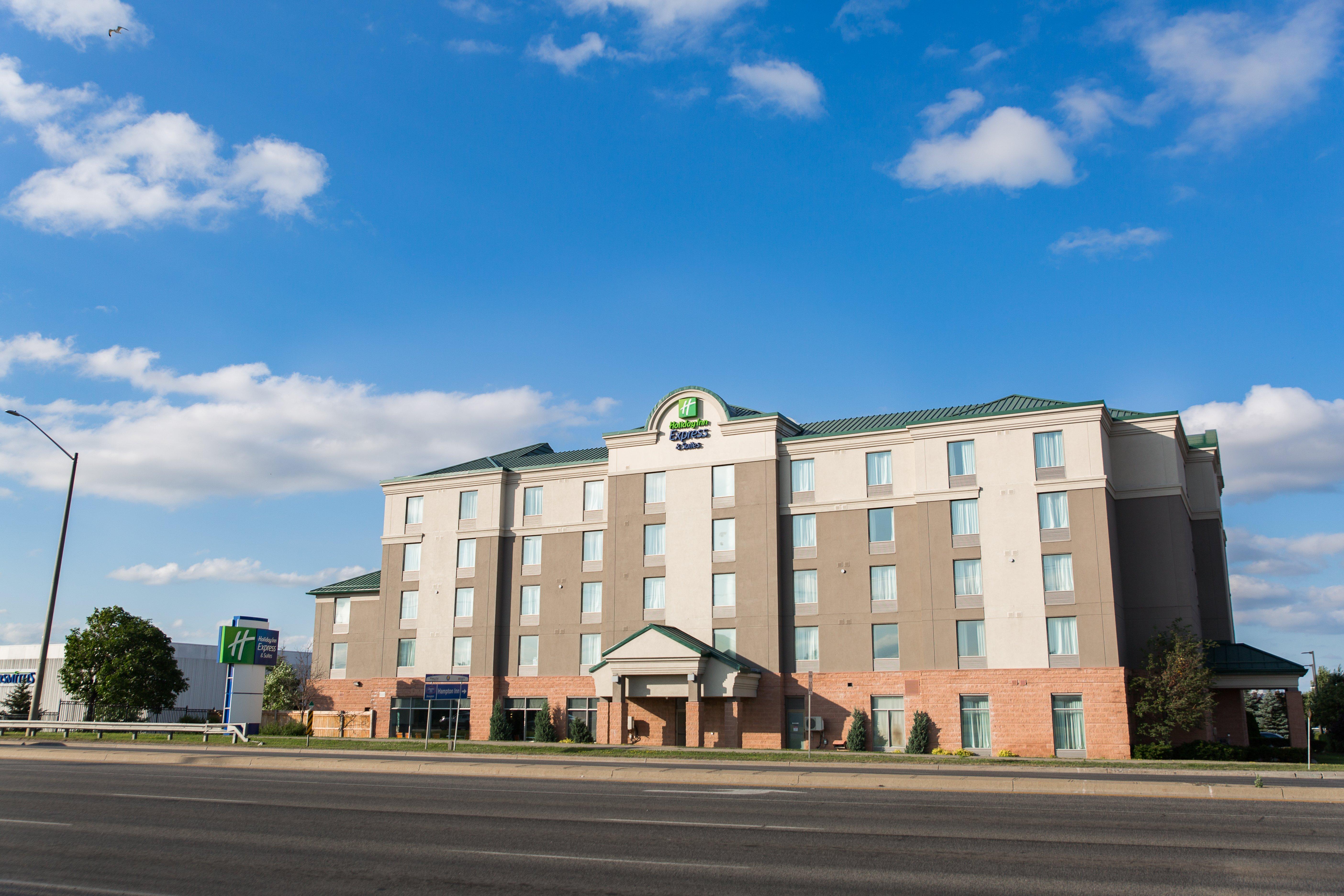 Holiday Inn Express Brampton By Ihg Eksteriør bilde